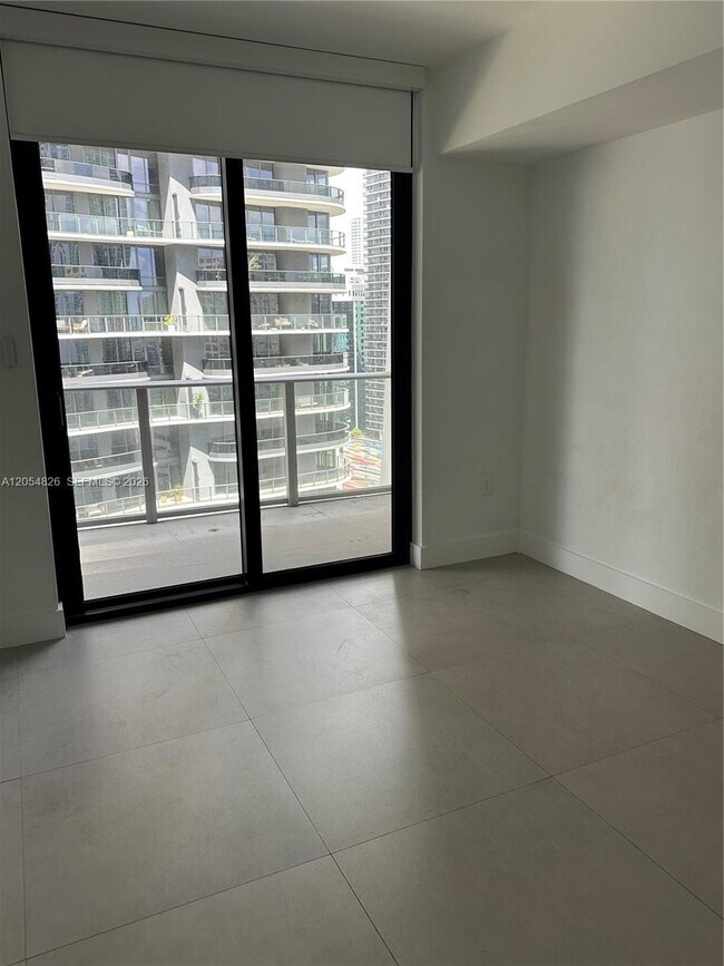 Foto del edificio - 1010 Brickell Ave