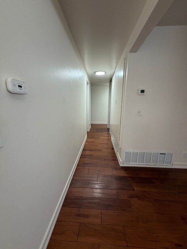 Foto del edificio - 1311 Fairplain Ave
