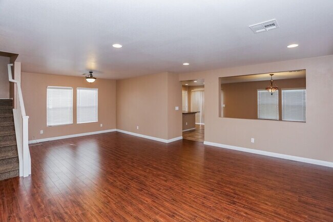 Foto del edificio - 9434 W Blooming Grove Ave