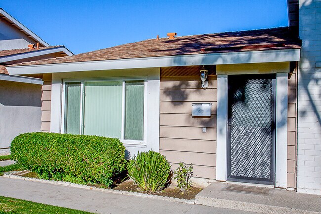 Foto del edificio - 19859 Kingswood Ln