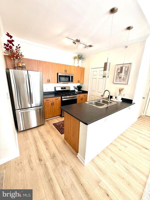 Building Photo - 19623 Galway Bay Circle