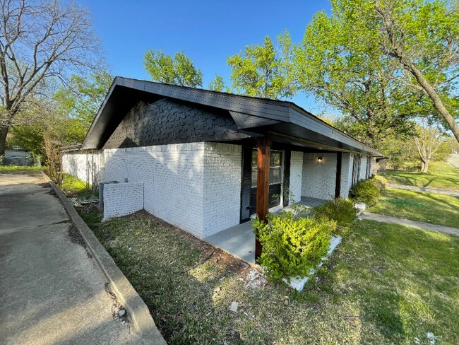 Foto del edificio - 1501 W Chestnut St