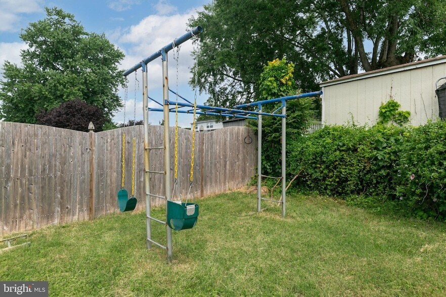 Foto del edificio - 116 Eaton Pl