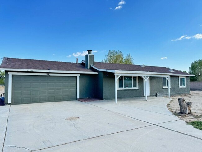 Building Photo - Nicely Remodeled 3 + 2  Ranch- Style Home