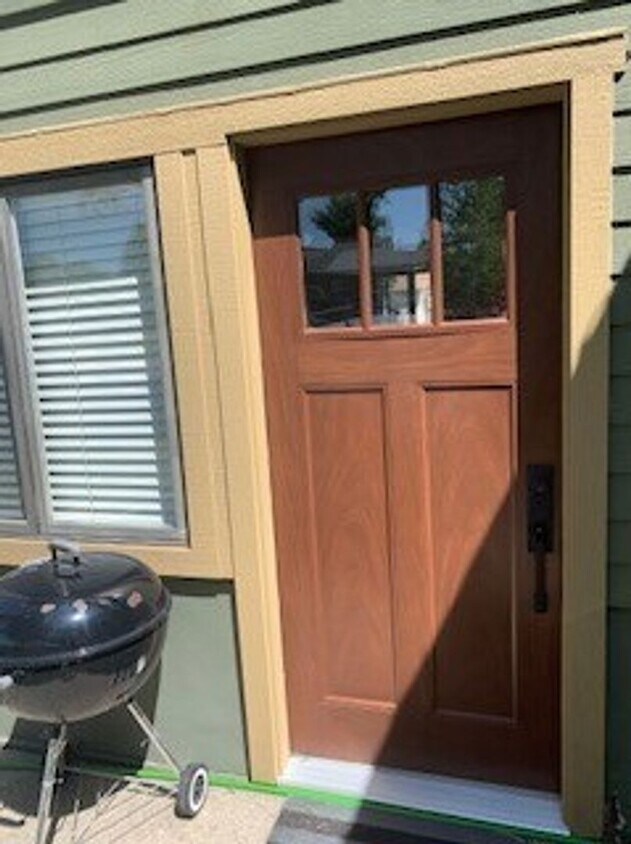 Foto principal - 708 S 12th Ave