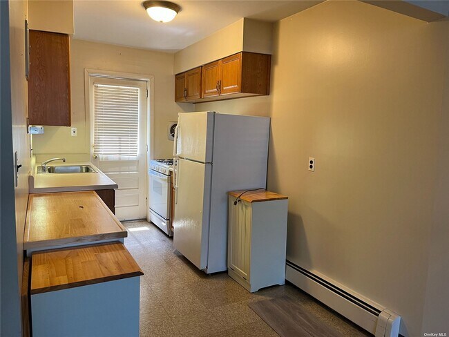 Building Photo - 3620 Park Ave