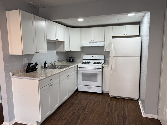 Foto del edificio - 950 Klondyke Ave