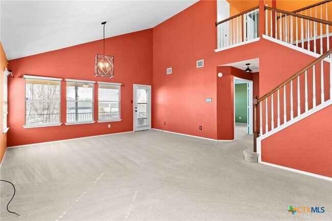 Foto del edificio - 6303 Blayney Dr