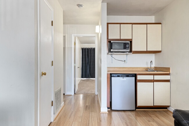 Foto del edificio - 1378 Bradley Drive