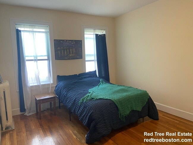 Building Photo - 12 Royce Rd