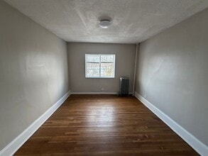 Building Photo - 202-206-212 Pearl St