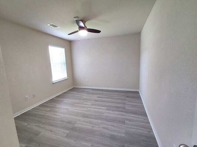 Building Photo - 23150 Quiet Heron Ct