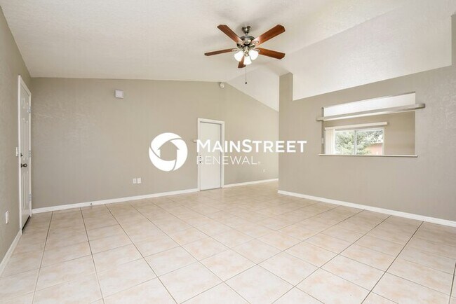 Foto del edificio - 3 Bedroom Pet-Friendly Home in NORTH PORT, FL with Main Street Renewal