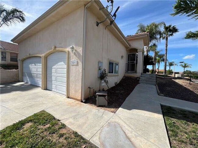 Foto del edificio - Charming Canyon Lake Home