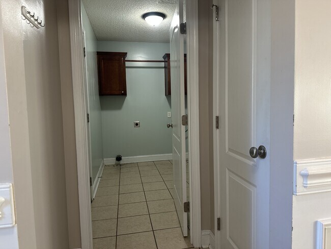 Foto del edificio - 59 Forest St NE