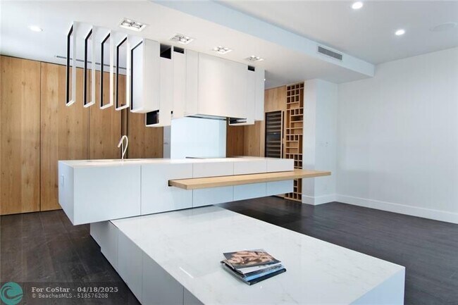 Foto del edificio - 26 SE 10th Ave