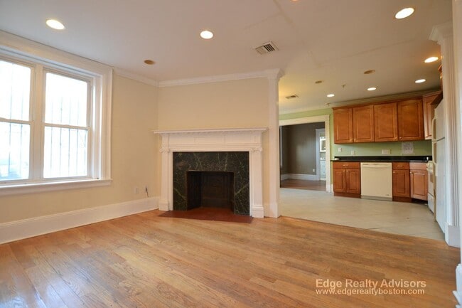 Foto del edificio - 12A Sutherland Rd