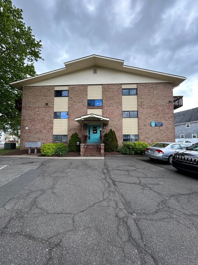 Building Photo - 159 Kings Hwy