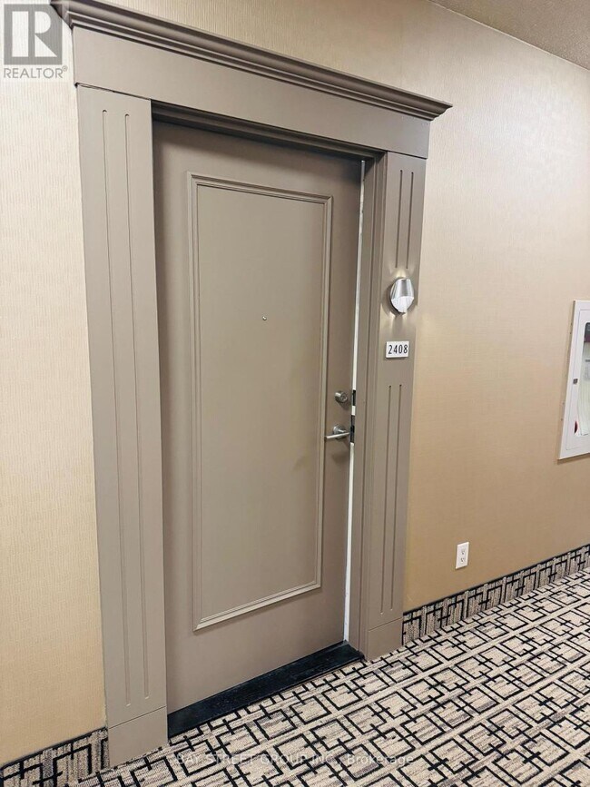 Building Photo - 225 Webb Dr