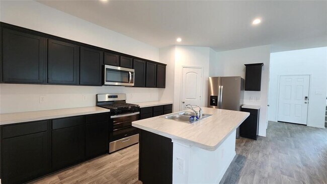 Building Photo - 14513 Lily Plns Dr