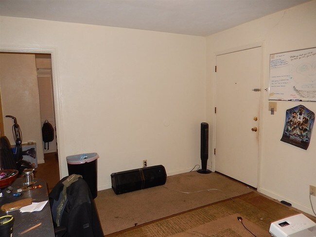 Building Photo - 1405 Elberta Dr