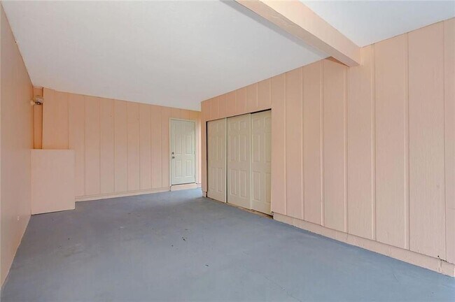 Foto del edificio - 1130 NE 24th St