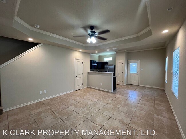 Foto del edificio - 3 br, 2.5 bath House - 6522 MARCEL WAY #101