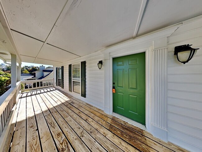 Foto del edificio - Beautiful 4 Bedroom Home!