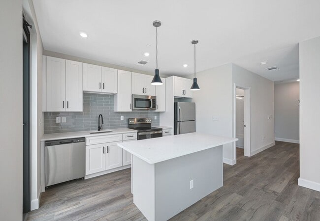 Interior Photo - 357 South