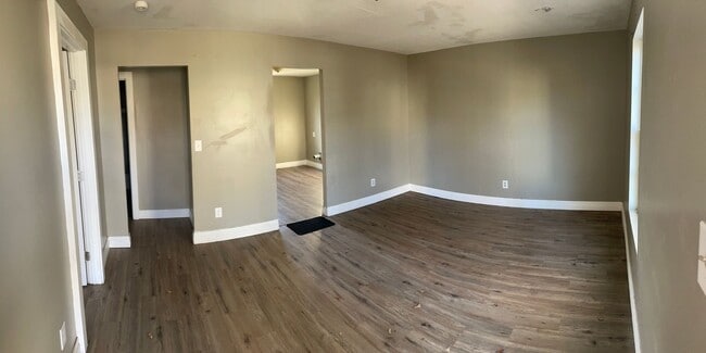 Foto del edificio - 2627 Fees S