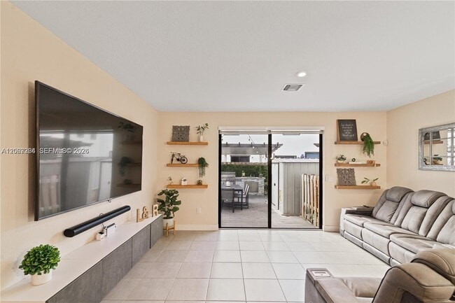 Foto del edificio - 23296 SW 110th Ct