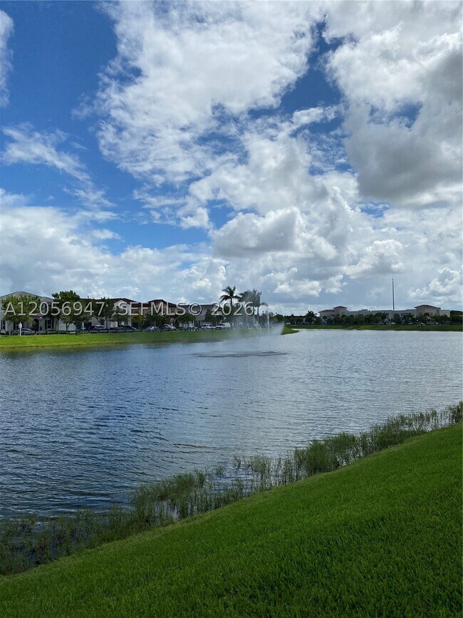 Foto del edificio - 16731 SW 96th St