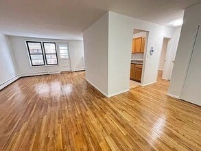 Building Photo - 1110 Stadium Ave