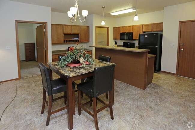 Urban View Apartments Fargo Nd Furnished Two Bedroom Dining Area Urban View Apartments