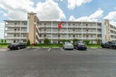 Foto principal - 3017 Cornwall Dr