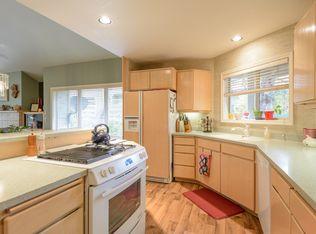 Building Photo - 3054 NW Clubhouse Dr