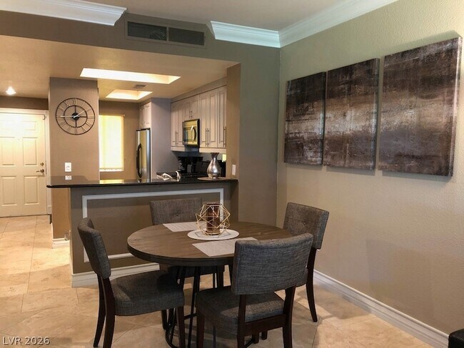 Foto del edificio - 220 E Flamingo Rd