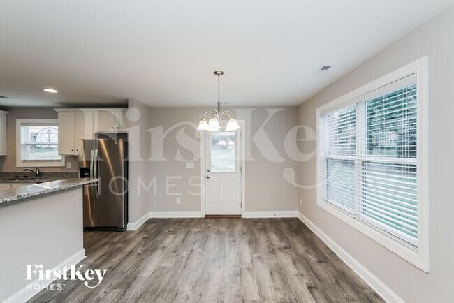 Foto del edificio - 6421 Dougherty Dr