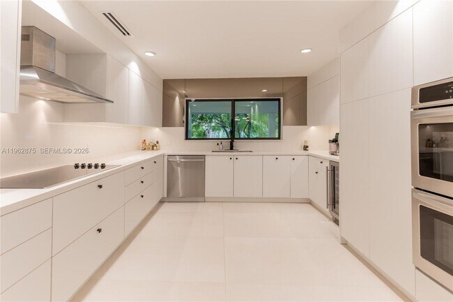 Foto del edificio - 7300 SW 77th Ave