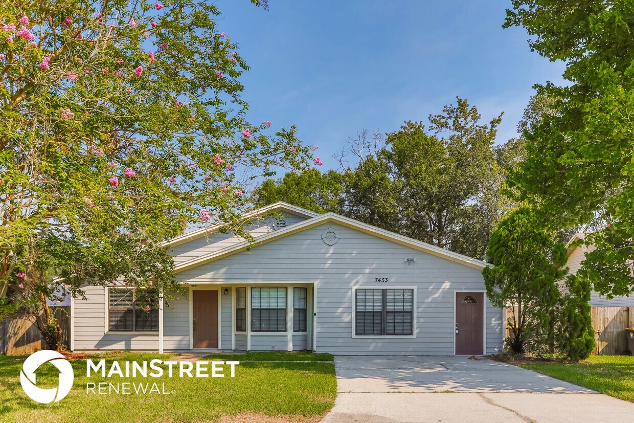 Foto principal - 7453 Amandas Crossing Dr N