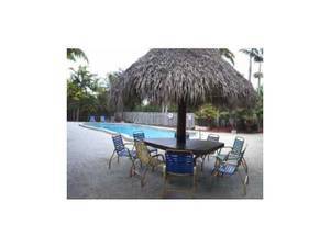Foto del edificio - 15389 S Dixie Hwy