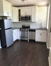 Building Photo - 601 Cleveland St