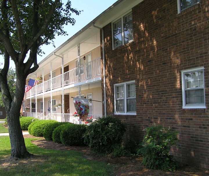 Primary Photo - Briarcliff Apartments