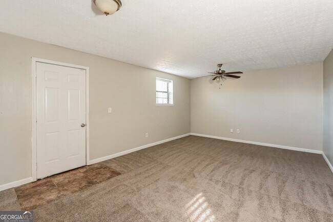 Foto del edificio - 2327 Cherokee Valley Dr