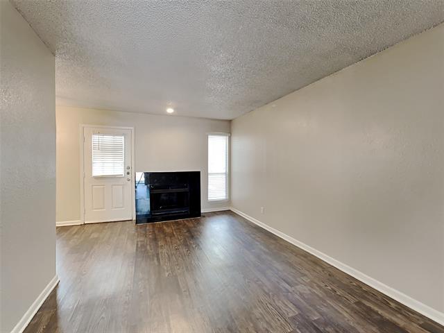 Foto del edificio - 4502 Gaston Ave