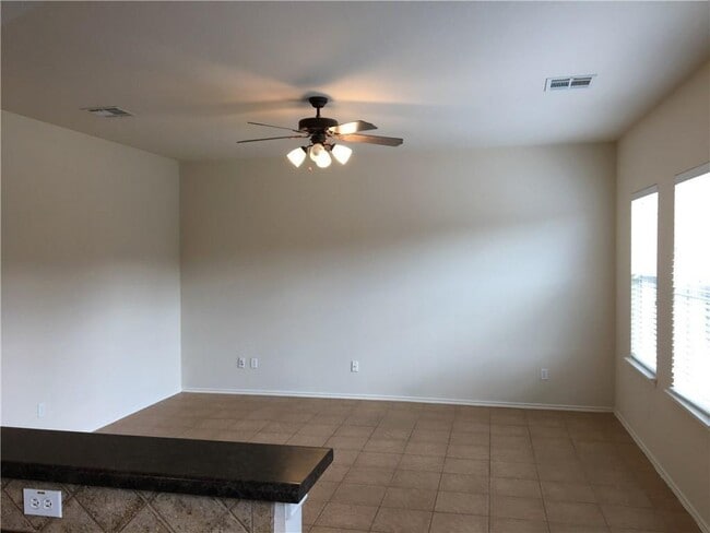 Building Photo - 3523 Shiraz Loop