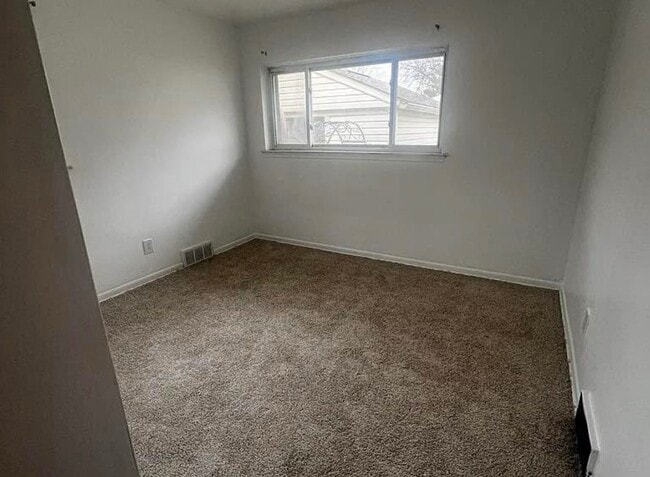 Building Photo - 24616 Culver St