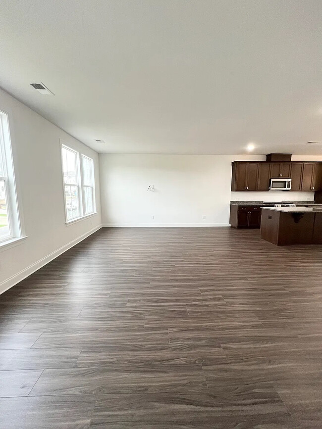 Building Photo - Room in Townhome on Walnut Hill Rd NW