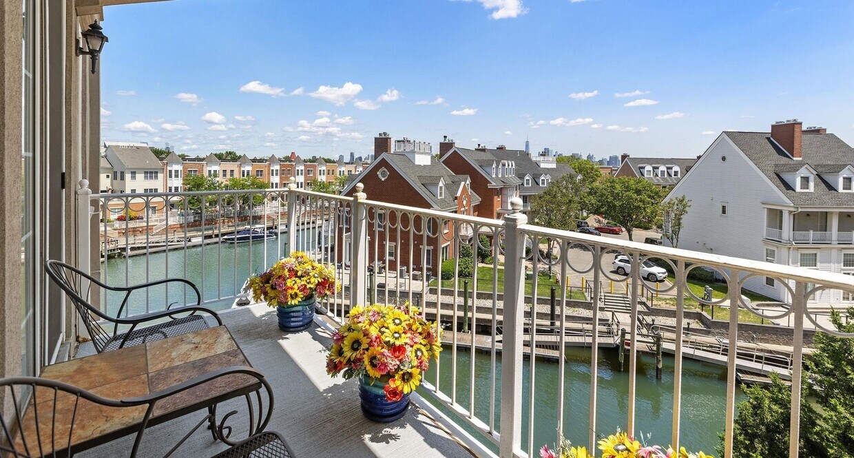 Foto principal - 205 Shearwater Ct W