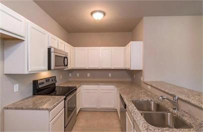 Foto del edificio - 502 E Hazelwood St